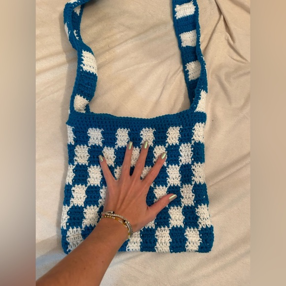 Blue & white checkered crochet over the shoulder bag - Picture 2 of 3